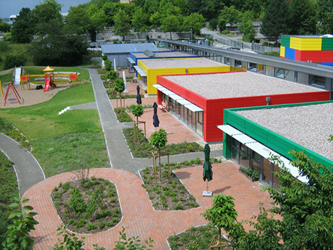Blick auf die Kindertagesstätte Farbenwürfel in Alfeld (Leine)