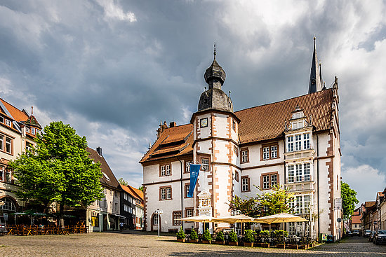 Das Alfelder Rathaus © Alex Austen