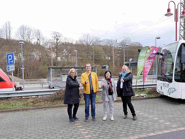 Mit Bus und Bahn zur LAGA